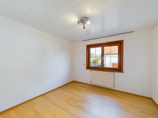 Großzügige 3,5-Zimmer-Etagenwohnung mit Garten, Loggien und Gartenhaus in Lustenau!