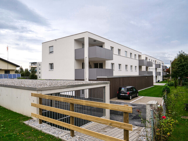 4-Zi-Wohnung mit Balkon in Höchst zu vermieten!