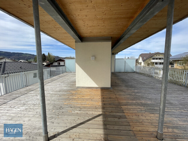 Modernes Wohnen mit Privatsphäre – Reihenhaus mit Garten & Dachterrasse in Lustenau!