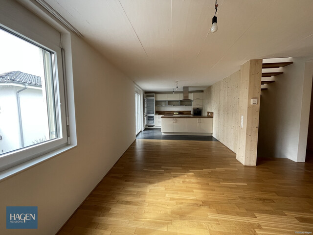 Modernes Wohnen mit Privatsphäre – Reihenhaus mit Garten & Dachterrasse in Lustenau!