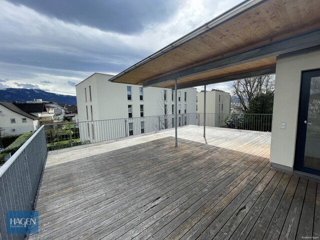 Modernes Wohnen mit Privatsphäre – Reihenhaus mit Garten & Dachterrasse in Lustenau!