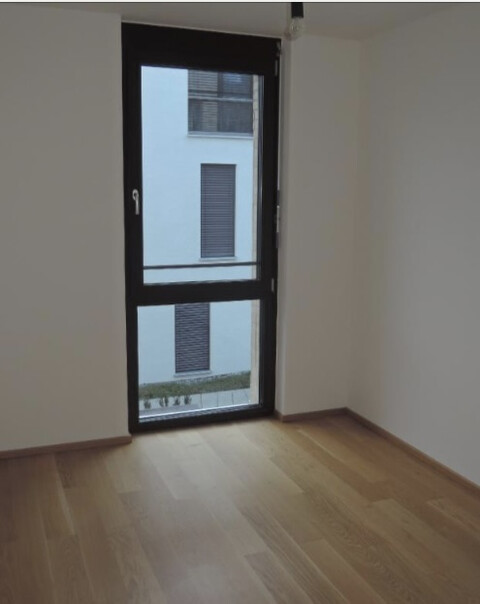 Moderne 3-Zimmer-Wohnung mit großem Balkon