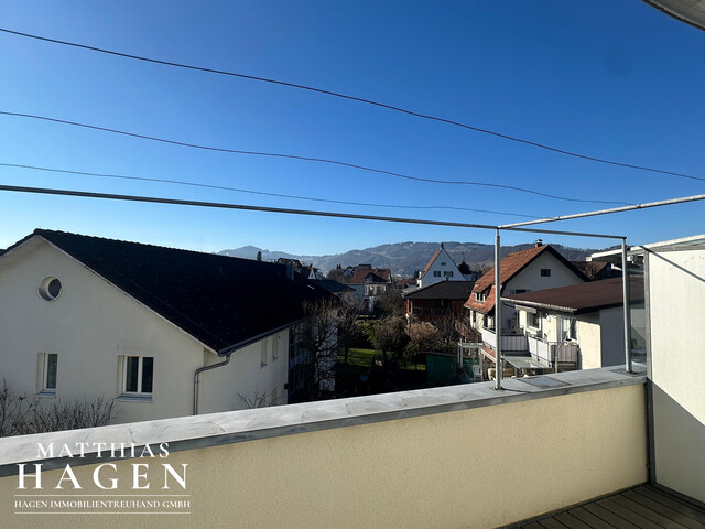 2-Zimmer-Dachgeschosswohnung mit großer Terrasse im Herzen von Lustenau