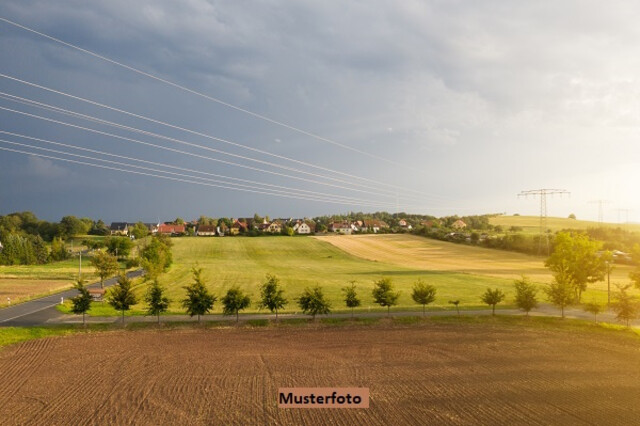 Unbebautes Grundstück