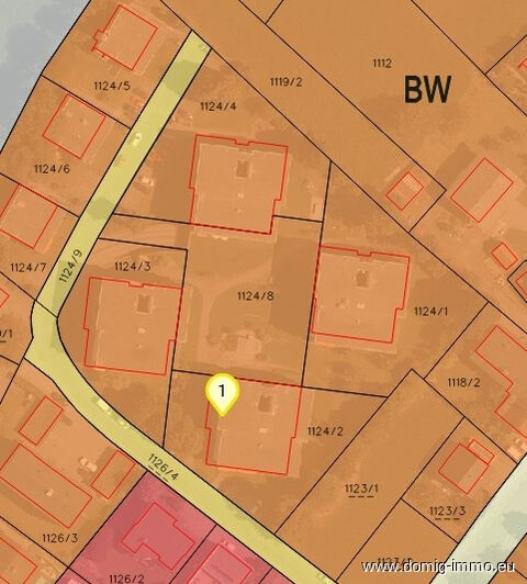 4,5-Zimmer-Wohnung mit großzügigem Balkon sowie Loggia und Tiefgaragenplatz