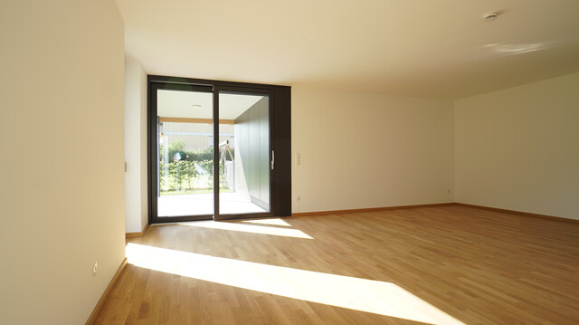 Schöne, neue 3-Zimmer-Wohnung mit Bergpanorama und großem Garten 