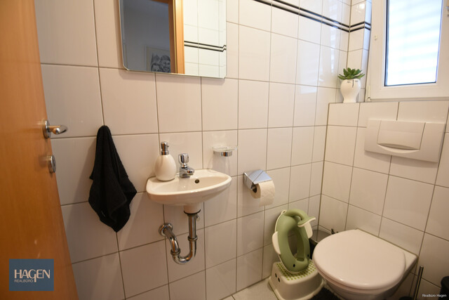 Lichtdurchflutet & gut gelegen – 3-Zimmerwohnung mit TG-Platz