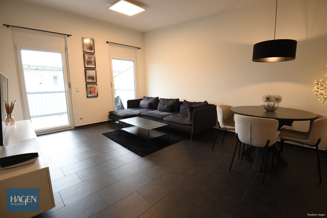 Lichtdurchflutet & gut gelegen – 3-Zimmerwohnung mit TG-Platz