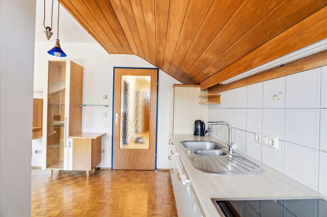 Klimatisierte Dachgeschosswohnung mit schönem Ausblick