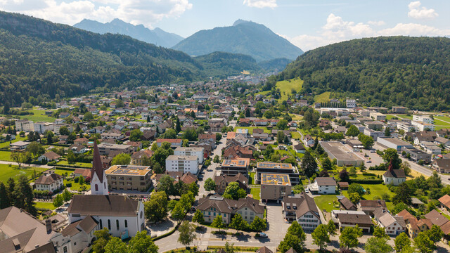 Klimatisierte Dachgeschosswohnung mit schönem Ausblick