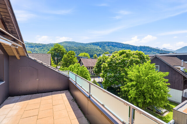 Klimatisierte Dachgeschosswohnung mit schönem Ausblick