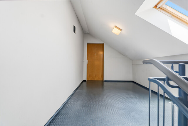 Klimatisierte Dachgeschosswohnung mit schönem Ausblick