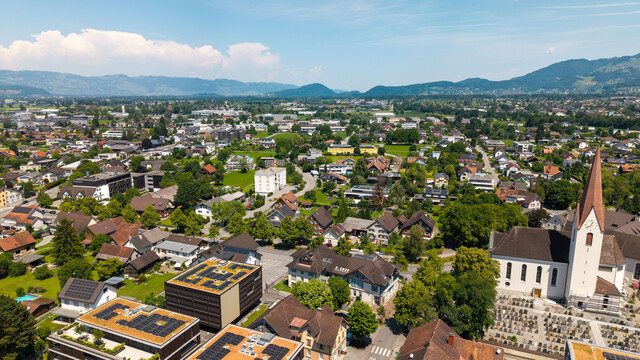 Klimatisierte Dachgeschosswohnung mit schönem Ausblick