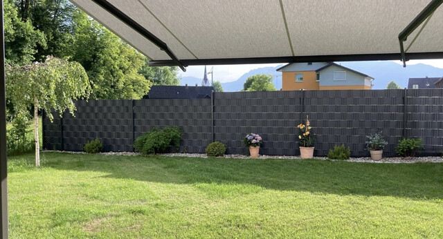 Schöne moderne Gartenwohnung mit großer Terrasse