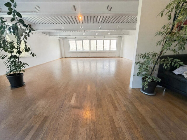 Helle-Klimatisierte Bürofläche mit Fernblick in Rankweil - Parkplatz inklusive
