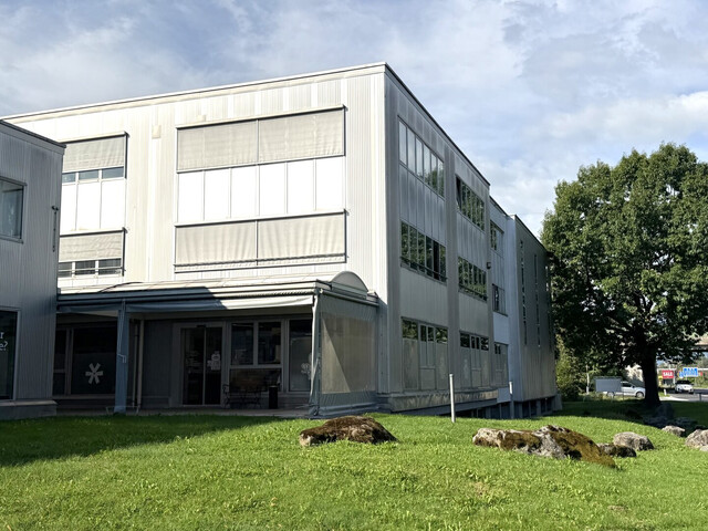 Helle-Klimatisierte Bürofläche mit Fernblick in Rankweil - Parkplatz inklusive