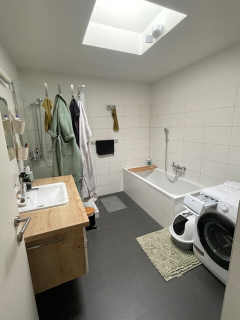Sehr schöne 3-Zimmer-Dachgeschoß-Wohnung mit herrlichem Blick ins Grüne