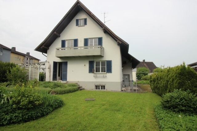 Baugrundstück mit Altbestand zum Kauf: Ideales Grundstück für Ihr Haus oder Doppelhaus!   PROVISIONSFREI