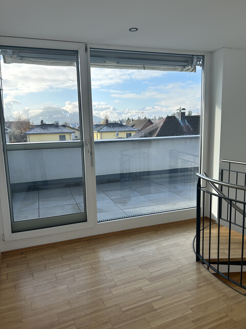 Herrliche Dachterrassenwohnung in Feldkirch-Gisingen:  120 m², 5-Zimmer, 2 Carports 
