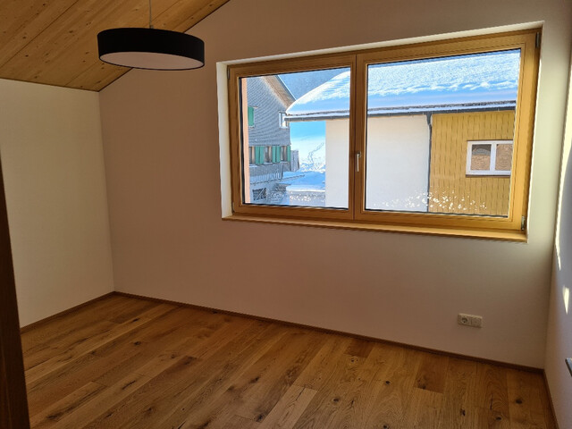 Moderne 3-Zimmer-Wohnung mit Wintergarten