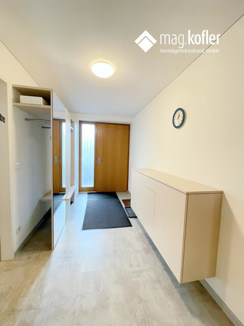 Satteins: Moderne 3-Zimmer-Wohnung mit großer, überdachter Terrasse und 3 Tiefgaragenplätzen – Raum und Qualität zum Wohlfühlen!