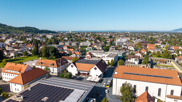 Lustenau: Über 130m² Nutzfläche - 4 Zimmer Wohnung mit großer Loggia