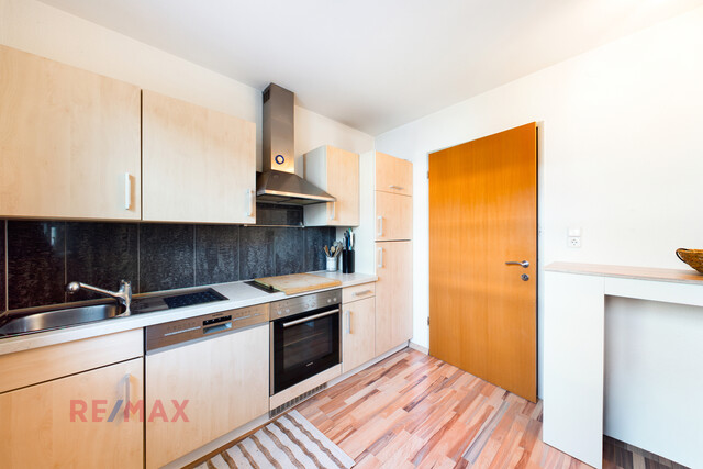 Familienfreundliche 4-Zimmer-Wohnung mit Balkon und perfekter Infrastruktur