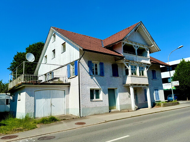 Zentral gelegenes Investorenprojekt, Haus mit 5 Wohnungen plus einem Bungalow in attraktiver Lage!