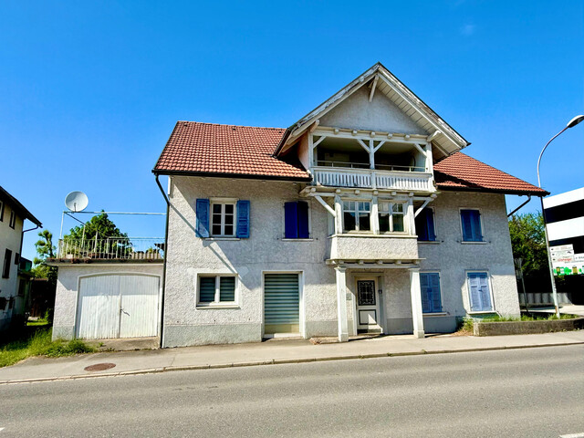 Zentral gelegenes Investorenprojekt, Haus mit 5 Wohnungen plus einem Bungalow in attraktiver Lage!