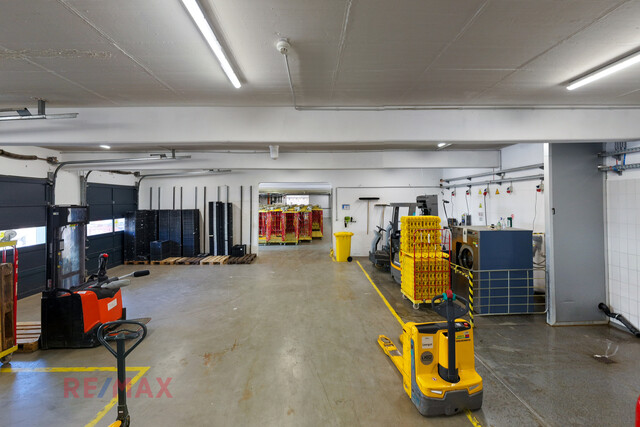 Repräsentativer Produktions- und Gewerbestandort mit bester Infrastruktur