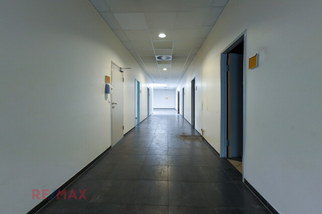 Repräsentativer Produktions- und Gewerbestandort mit bester Infrastruktur