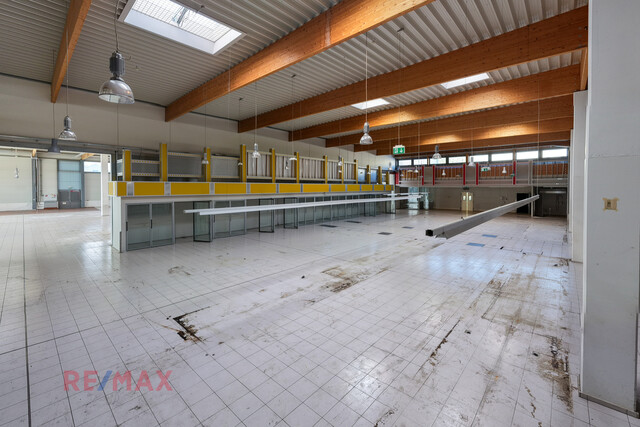 Repräsentativer Produktions- und Gewerbestandort mit bester Infrastruktur