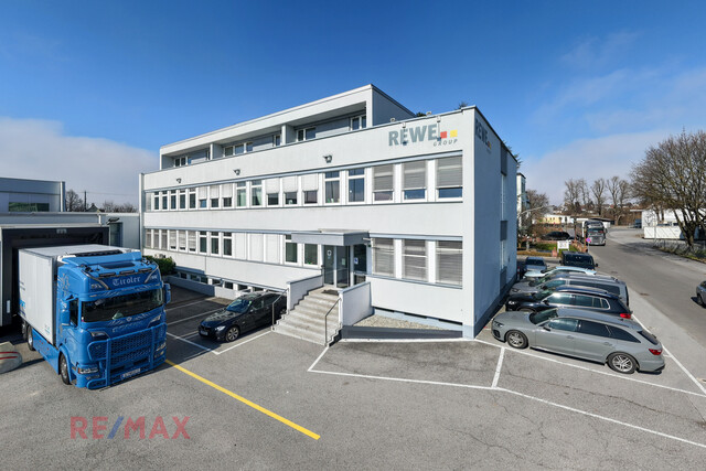 Repräsentativer Produktions- und Gewerbestandort mit bester Infrastruktur