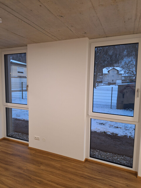 1 Zimmer Neubau-Wohnung mit Carport