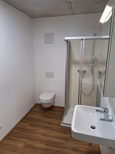 1 Zimmer Neubau-Wohnung mit Carport