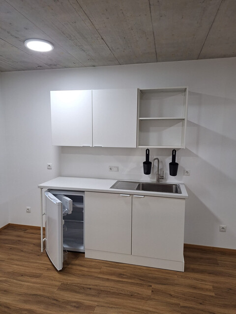 1 Zimmer Neubau-Wohnung mit Carport