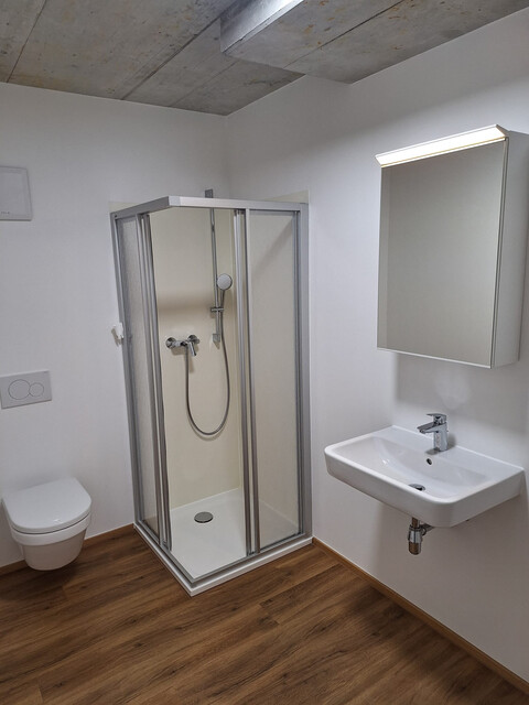 1 Zimmer Neubau-Wohnung mit Carport