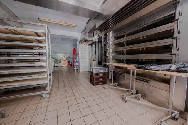 Alpines Design-Juwel im Brandnertal: Etabliertes 4-Sterne-Garni-Hotel in absoluter Spitzenlage zu verkaufen - Mitarbeiterhaus und Verkaufslokal inklusive!
