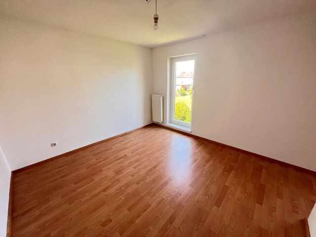 Großzügiges Wohnen zu einem unschlagbaren Preis
4,5-Zimmer-Wohnung in Höchst