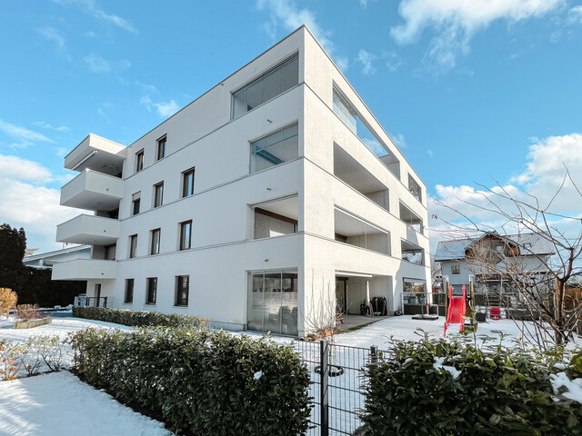 Wunderschöne 4 Zimmerwohnung mit großem Balkon in Lustenau