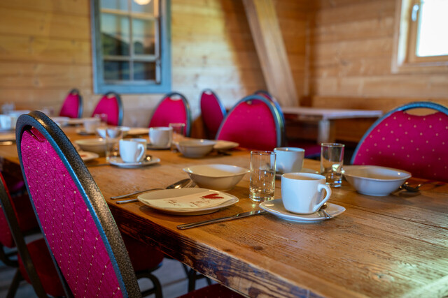 Traditionsreiches Gasthaus in einzigartiger Aussichtslage am Bödele