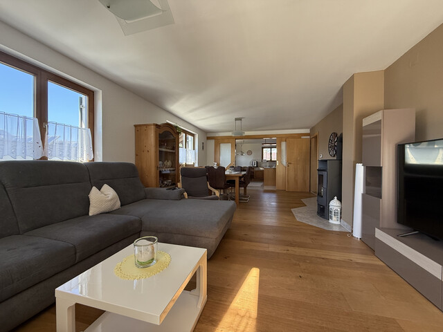 Grenznah  |  Sonnig  | Mehrfamilienhaus