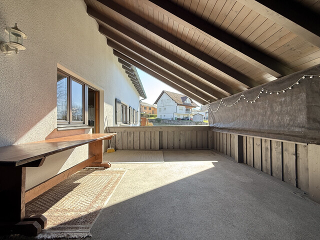 Grenznah  |  Sonnig  | Mehrfamilienhaus