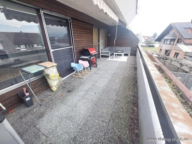 Charmante 3 Zimmer Wohnung mit großem Balkon und Tiefgarage