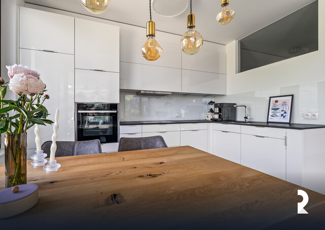 SONNIGE 3-ZIMMER-WOHNUNG MIT GROSSER LOGGIA & UNVERBAUBAREM BERGBLICK IN FELDKIRCH-NOFELS