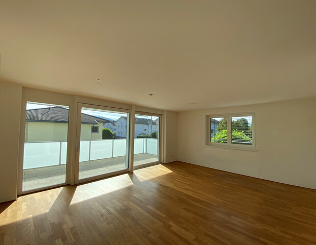 moderne, helle 3 Zimmer Terrassenwohnung