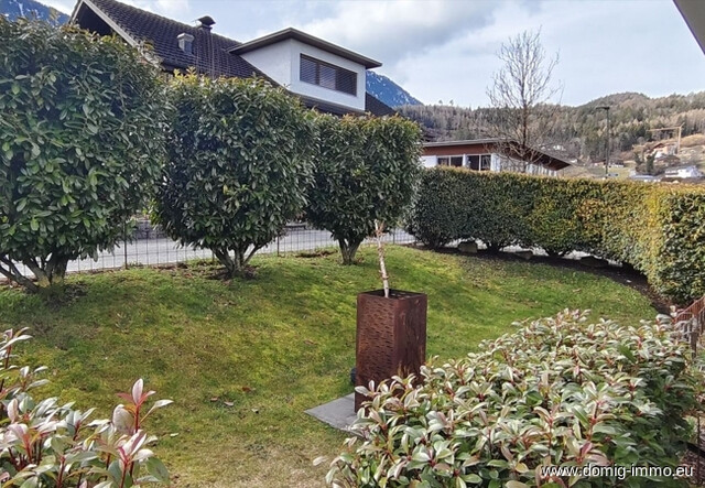 Wohnen auf höchstem Niveau – Neuwertiges Traumhaus mit kleinem Badeteich in Bestlage von Nenzing