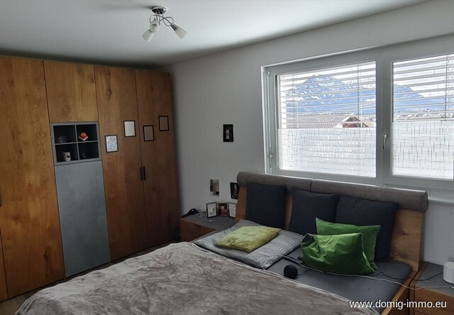 Wohnen auf höchstem Niveau – Neuwertiges Traumhaus mit kleinem Badeteich in Bestlage von Nenzing