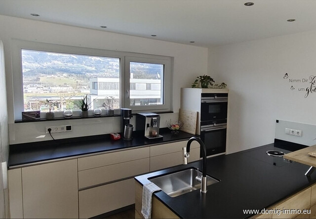 Wohnen auf höchstem Niveau – Neuwertiges Traumhaus mit kleinem Badeteich in Bestlage von Nenzing