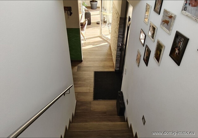 Wohnen auf höchstem Niveau – Neuwertiges Traumhaus mit kleinem Badeteich in Bestlage von Nenzing